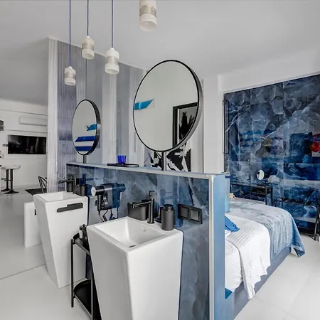 Artrock Experience - Olympia Loft Gallery - 64mq - Hermoupoli Apartment Ermoupoli