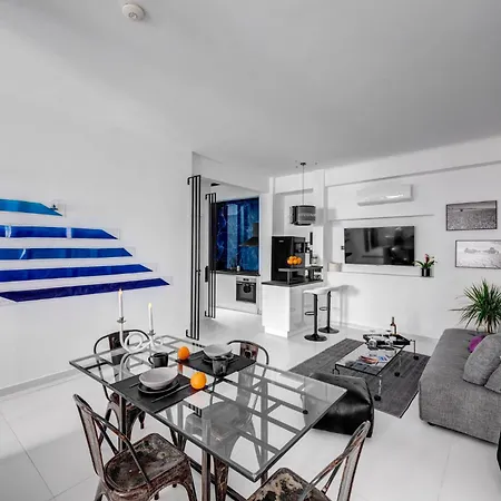 Artrock Experience - Olympia Loft Gallery - 64mq - Hermoupoli *