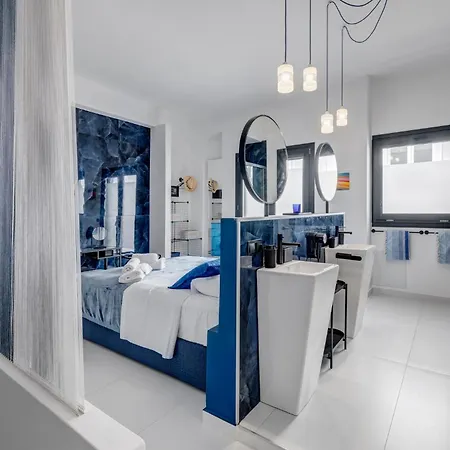 Artrock Experience - Olympia Loft Gallery - 64mq - Hermoupoli Apartment *