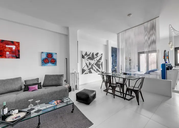 Artrock Experience - Olympia Loft Gallery - 64mq - Hermoupoli